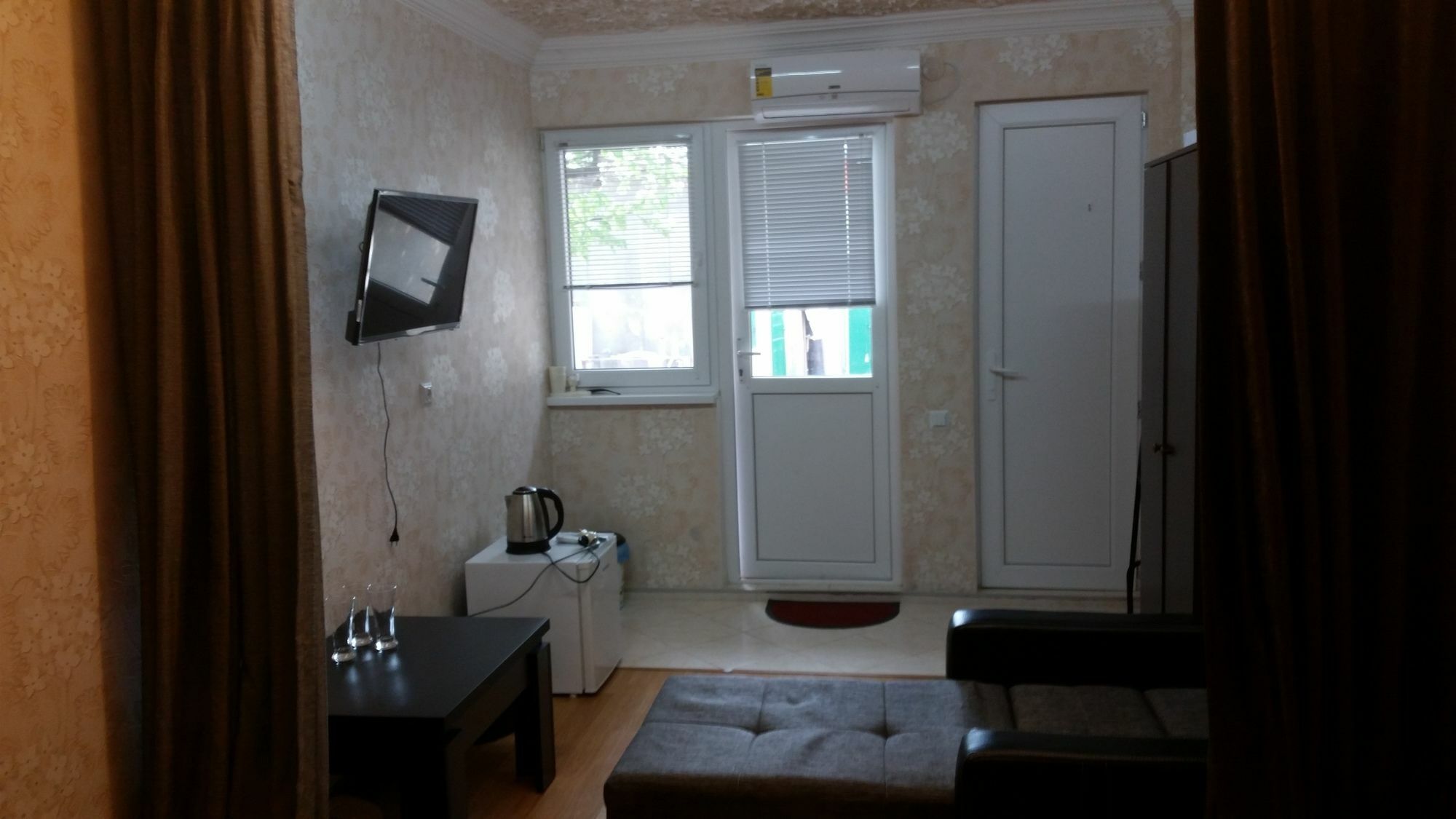 Guest House Spartak Tiflis Exterior foto